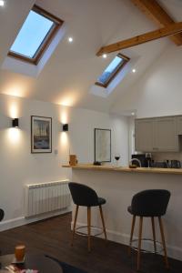 Η κουζίνα ή μικρή κουζίνα στο Lochvoil Bothy in Oban - detached cottage