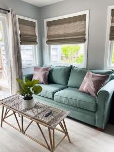 Χώρος καθιστικού στο Rosemary Retreat +16 φωτογραφίες