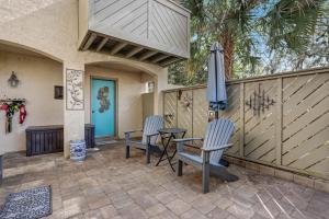 Gallery image of 2 Bedroom 2 Bath Club Villa in Franklintown +33 photos