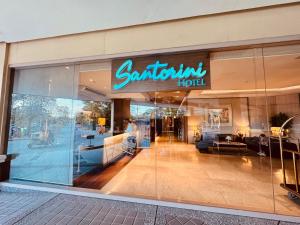 Φωτογραφία από το άλμπουμ του Studio Unit - Black Cat Studio - Santorini Hotel - Sta Lucia Mall Cainta Rizal στη Μανίλα