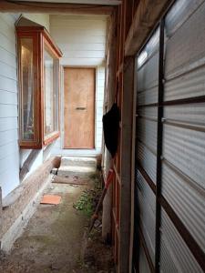 アンクードにあるCasa de Campoのドアと家がある空の部屋 +47枚の写真