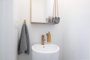 Ένα μπάνιο στο The Perch - Family Friendly! Panoramic Views! +46 φωτογραφίες