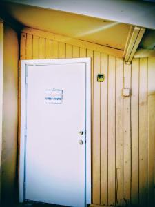 Galeriebild der Unterkunft Private entrance guest suite dedicated bathroom kitchen in West Palm Beach + 12 Fotos