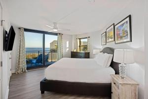 Postel nebo postele na pokoji v ubytování SW416B: 416B Shipwatch + 40 fotografií