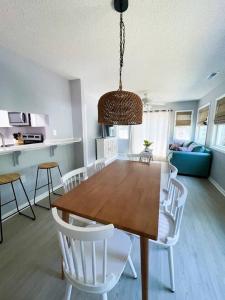 Η κουζίνα ή μικρή κουζίνα στο Rosemary Retreat