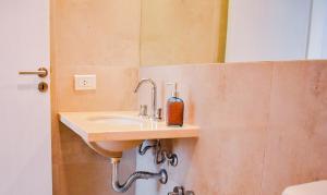 Ένα μπάνιο στο Bnb Loft +15 φωτογραφίες