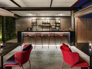 Lounge nebo bar v ubytování ibis Styles Bangkok Silom