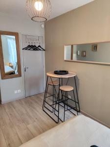 Φωτογραφία από το άλμπουμ του La Bulle de Tours, hyper center, train station in front! στην Τουρ