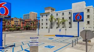 Ảnh trong thư viện ảnh của Motel 6-San Diego, CA - Downtown ở San Diego +50 ảnh