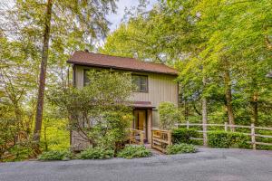 Το κτήριο όπου στεγάζεται  το διαμέρισμα