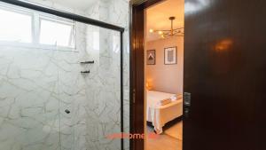 Koupelna v ubytování Apartamento em Londrina no Centro da cidade