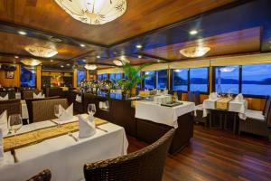 Εστιατόριο ή άλλο μέρος για φαγητό στο Syrena Cruises