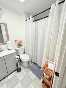 Koupelna v ubytování Getaway at 26 Oxford Ct