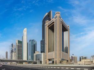 Nespecifikovaný výhled na destinaci Dubaj nebo výhled na město při pohledu z hotelu