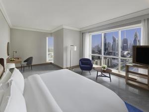 TV a/nebo společenská místnost v ubytování Fairmont Dubai