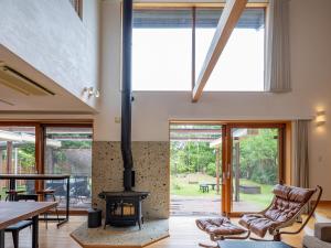 Posezení v ubytování Cocoro Villa With Sauna