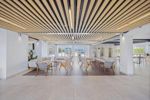 Restaurace v ubytování Proper Design Beautiful View Ready To Enjoy