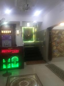 加赖古迪Hotel Nachiappa Palace的相册照片