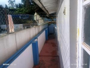 Μπαλκόνι ή βεράντα στο Kumaresan Ooty home stay