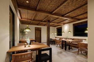 Restaurace v ubytování Shaxi Courtyard Village Holiday B&B