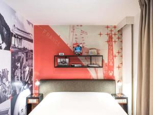 Postel nebo postele na pokoji v ubytování Mercure Strasbourg Centre Petite France