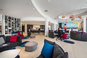 Gallery image of Golden Tulip Marseille Euromed in Marseille