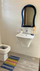 Gallery image of Pat deluxe in New Weija