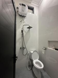 Fotografie z fotogalerie ubytování Inapstay - Villa Aura Puncak Landungsari v destinaci Dau