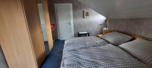 Voodi või voodid majutusasutuse Ferienwohnung Schöne Aussicht toas