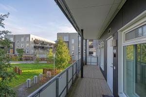 Tòa nhà nơi căn hộ tọa lạc