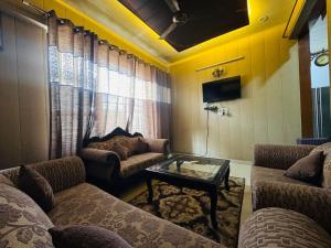 TV a/nebo společenská místnost v ubytování Happy house