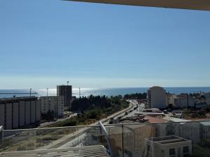 Imagen de la galería de Sea view apartment, en Bar 8 fotos más