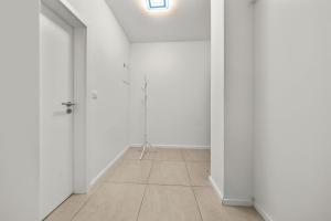 Fotografie z fotogalerie ubytování Air conditioned 1 room Apartment, with garden, new building v destinaci Bratislava