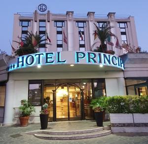 Το κτήριο όπου στεγάζεται  το ξενοδοχείο