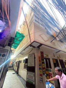 TV a/nebo společenská místnost v ubytování Hotel Blue Light - Sakrt Metro