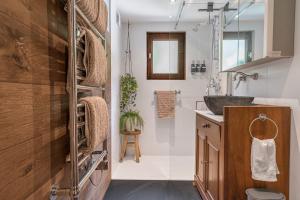 Koupelna v ubytování Le Petit Rêve - Lac de Montriond