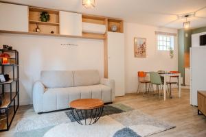 Posezení v ubytování Le Pastel - Central - Proche Commerces - Cosy - Familial