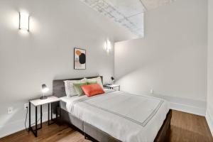 Katil atau katil-katil dalam bilik di Towers At Opop 402 Spacios And Cozy 1 Bd 1 B