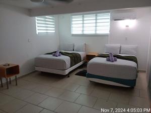 Imagen de la galería de Stunning Guaynabo Home with Private Pool Breathtaking Views, en Beverly Hills 4 fotos más