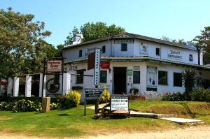 Galeriebild der Unterkunft Tertia's Logcabin in Port Alfred