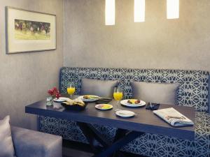 Jídlo v hotelu nebo okolí