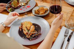 Jídlo v apartmánu nebo okolí