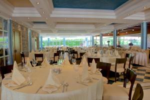 Restaurace v ubytování Albergo Mediterraneo