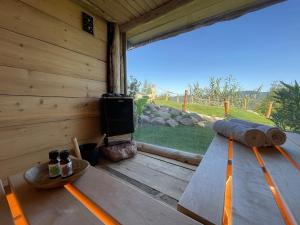 Balkón nebo terasa v ubytování Lyra Hill - Luxury Villa for the poetry of wooden + 10 fotografií