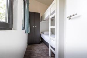 Ένα ή περισσότερα κρεβάτια σε δωμάτιο στο Park Berkenrhode +16 φωτογραφίες