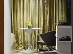 Photo de la galerie de l'établissement Novotel Suites Riyadh Centre, à Riyad