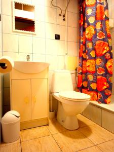 Ένα μπάνιο στο K14 Rooms Lublin