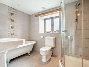 Ένα μπάνιο στο 1 Bed in Polperro OVERH +14 φωτογραφίες