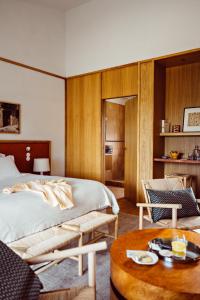 Χώρος καθιστικού στο Capelongue, a Beaumier hotel & Spa