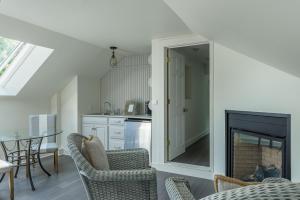 Kuchyň nebo kuchyňský kout v ubytování Thompson Inn + 45 fotografií